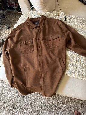 Weatherproof Men's Chest-Pocket Suede Shirt Jacket in Brown